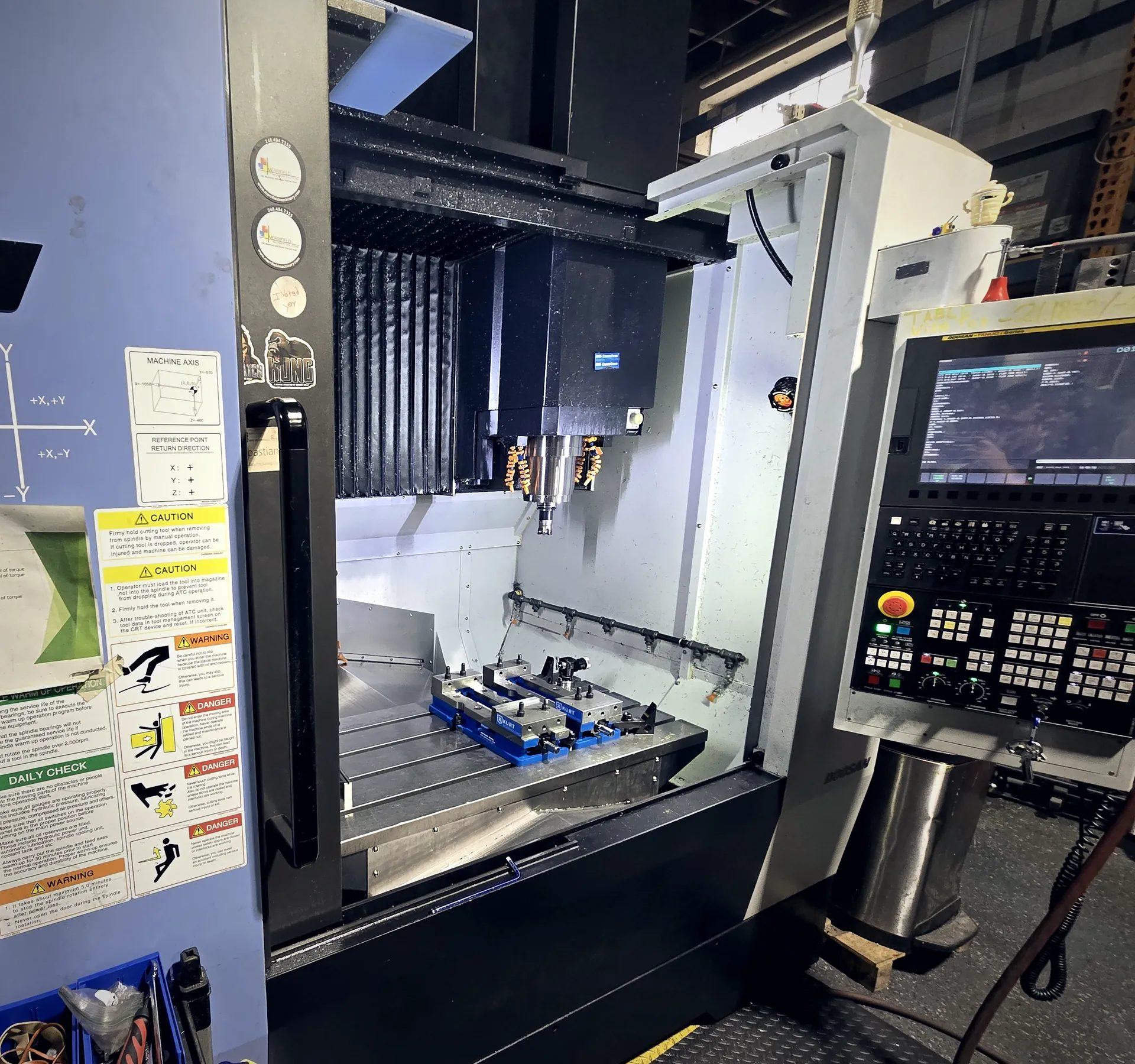 Doosan BVM 5700 bridge-type vertical machining centre